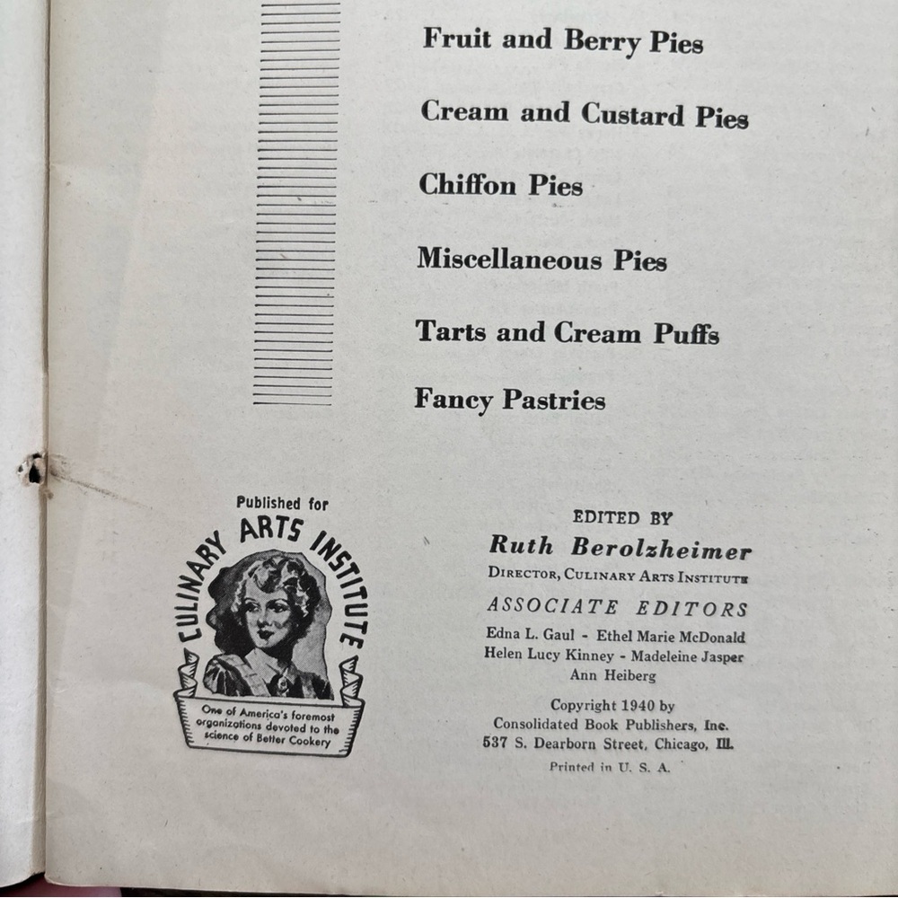 Vintage Cookbook Collection Set - Picture 7 of 7